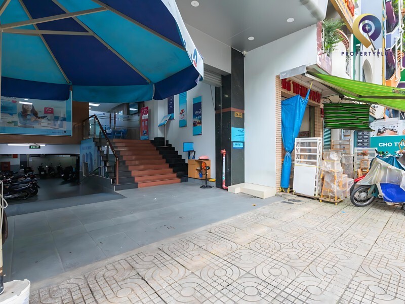 Halo Nguyễn Thị Minh Khai